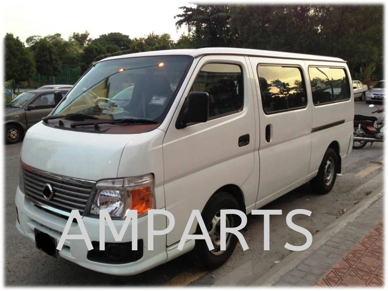 Nissan Urvan 2008 Parking Lamp